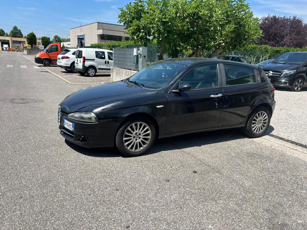 Alfa Romeo 147 1.6 GPL 16V TS (105) 5 porte Distinctive