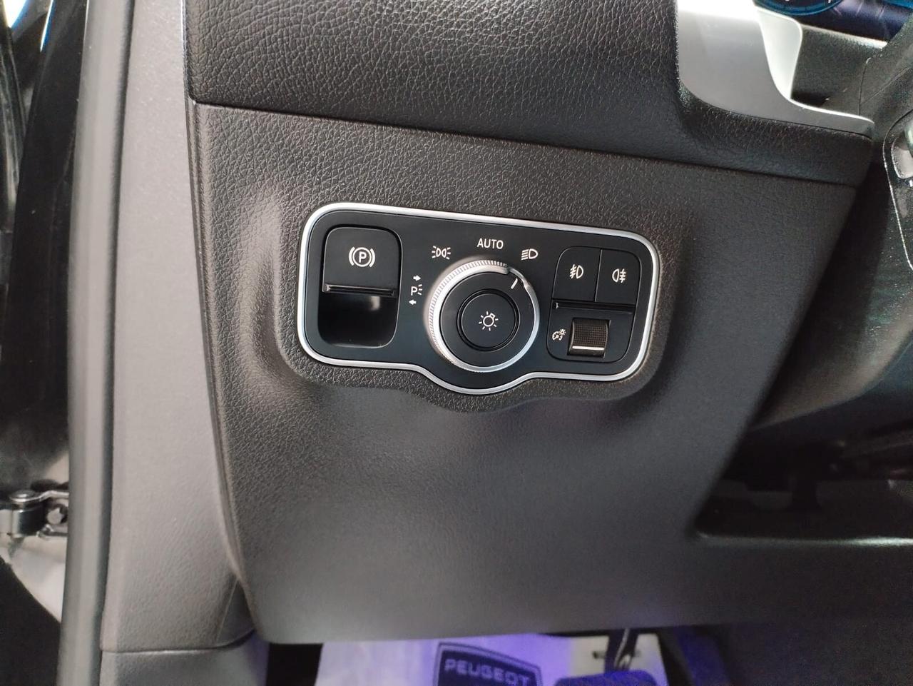 Mercedes-benz GLB 180 d Automatic Business Extra