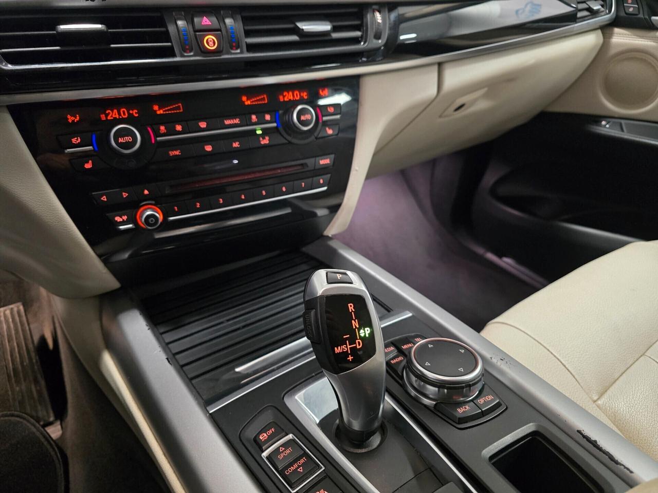 Bmw X5 xDrive 25d Experience 218CV 2015