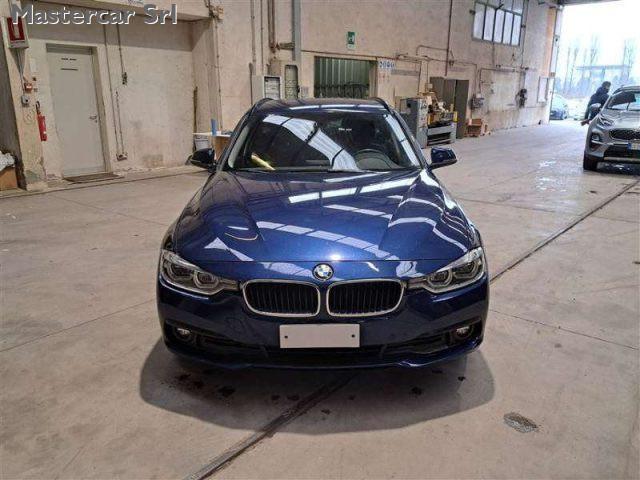 BMW 318 318d Touring Business Advantage - targa FX690DT -