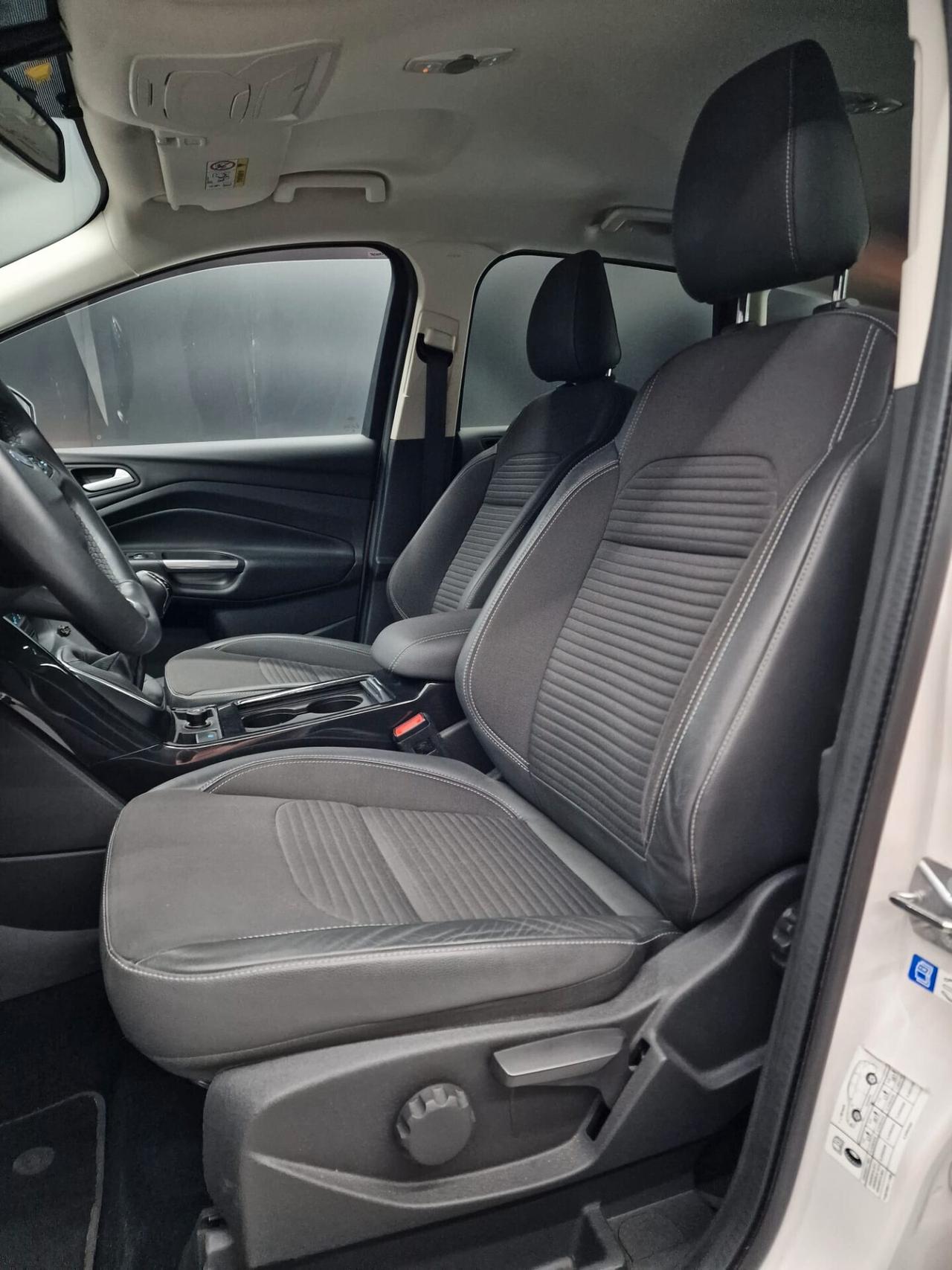 Ford Kuga 1.5 EcoBoost 120 CV S&S 2WD Titanium