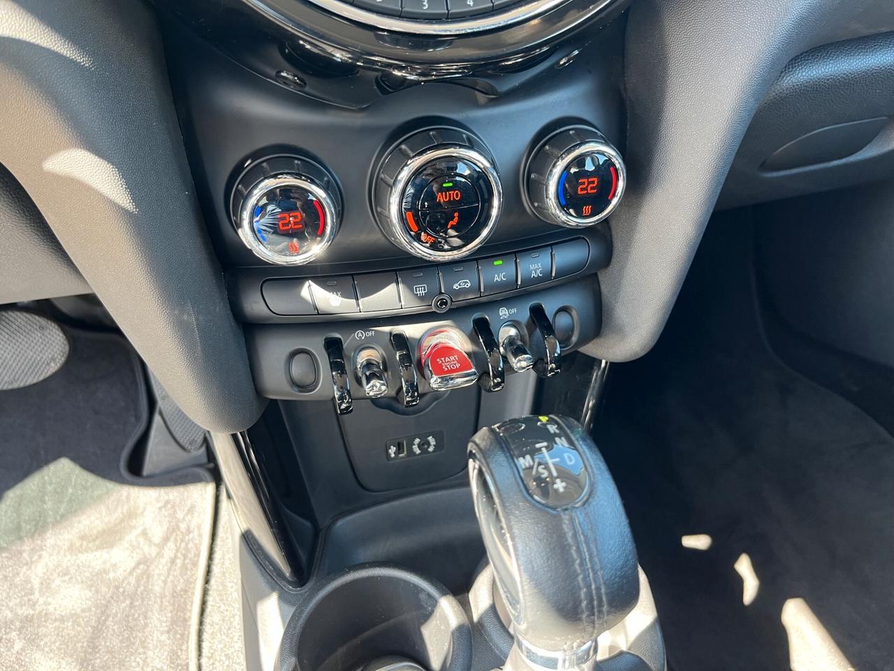 MINI Cooper D 1.5 116CV 3p Automatica Hype SPORT