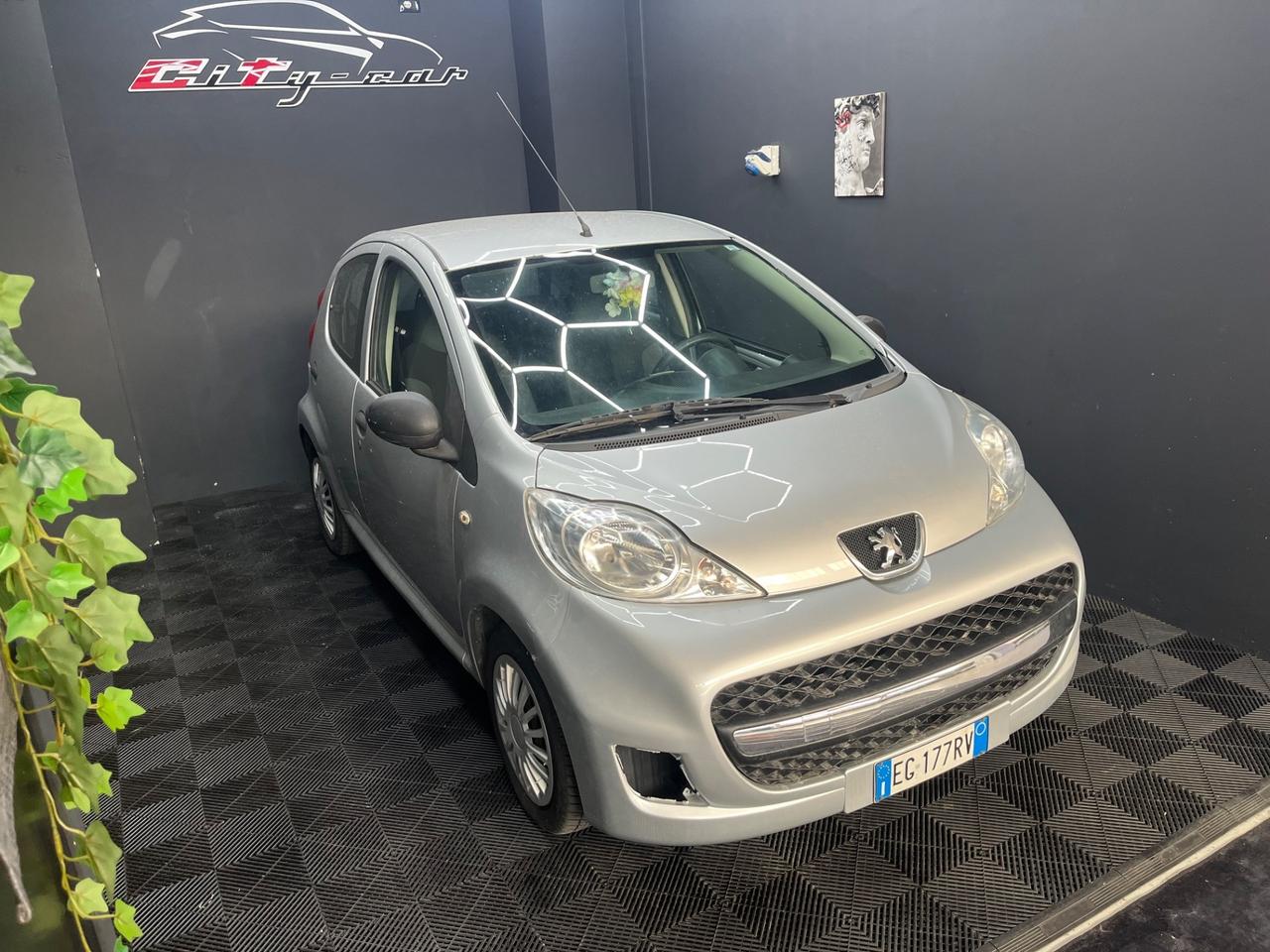 Peugeot 107 1.0 Benzina (68 CV) – Anno 2011 – Ideal x Neopatentati!