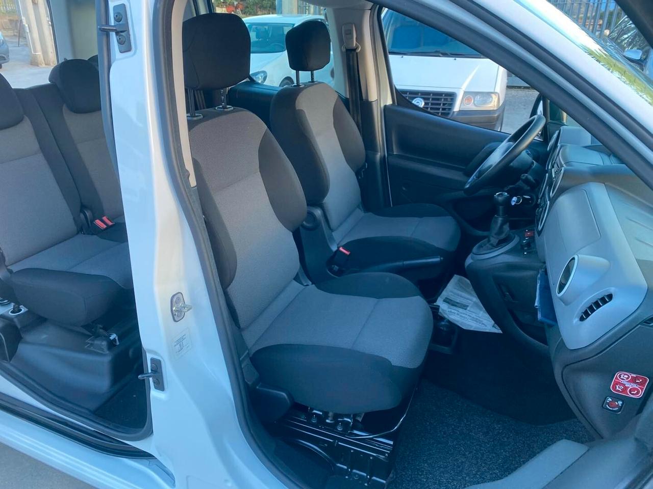 Peugeot Partner 5 POSTI 1.6 HDi 75 CV 2018