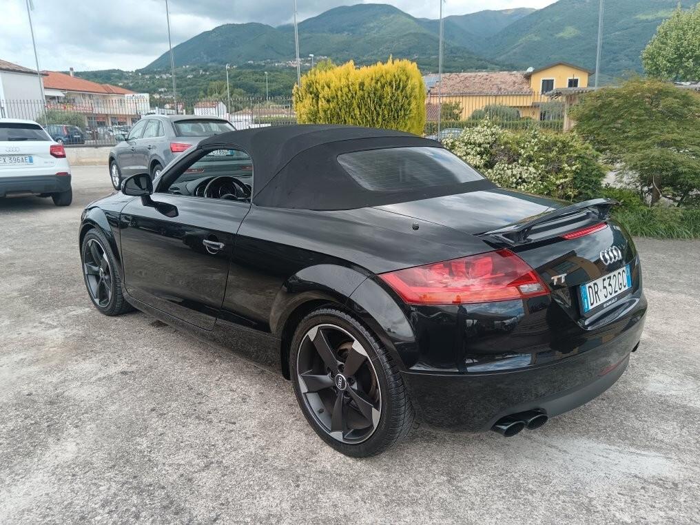 Audi TT Roadster 2.0 TFSI quattro S tronic Advance