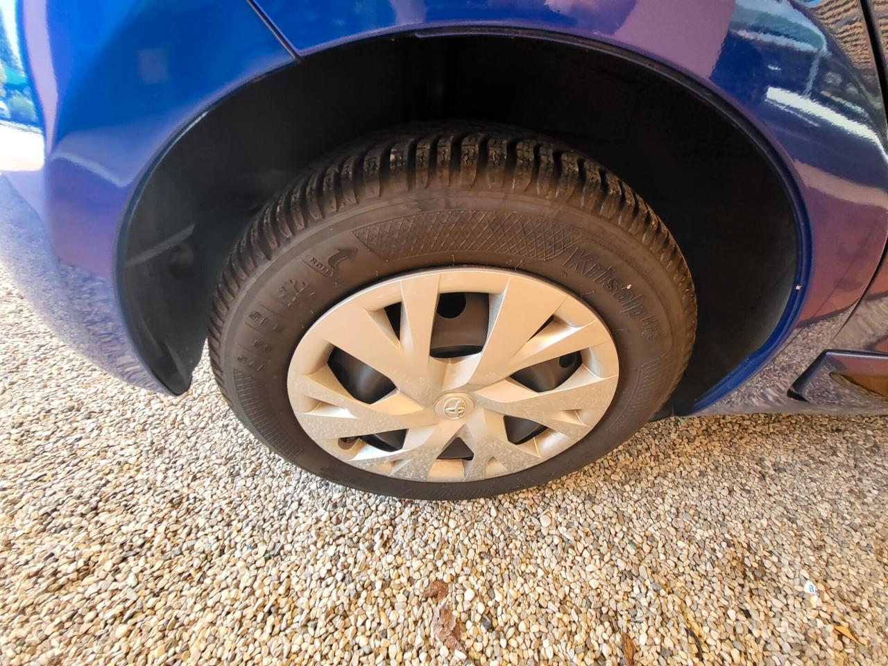 Toyota Yaris 1.5 hybrid full optional unicaproprietaria