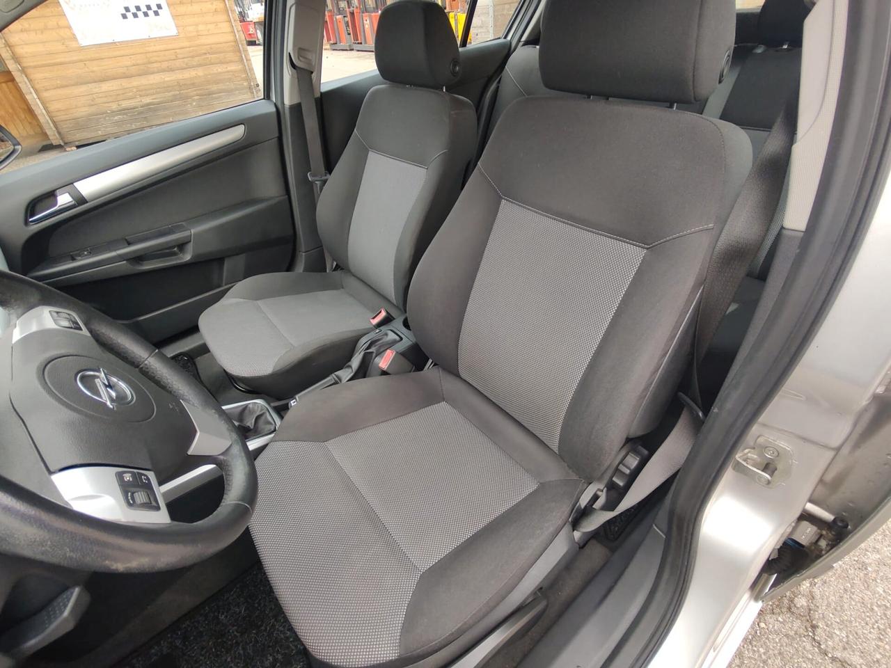 Opel Astra 1.6 16V VVT Station Wagon Cosmo, SOLO 60.000KM, OK NEOPATENTATI.