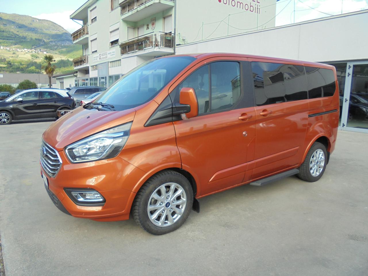 Ford Tourneo Custom 320 2.0 TDCi 130CV MHEV PC Titanium