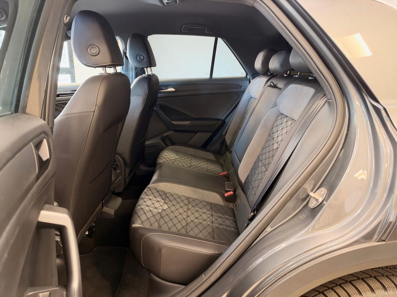 Volkswagen T-Roc 2.0 TDI SCR 150 CV DSG R-Line
