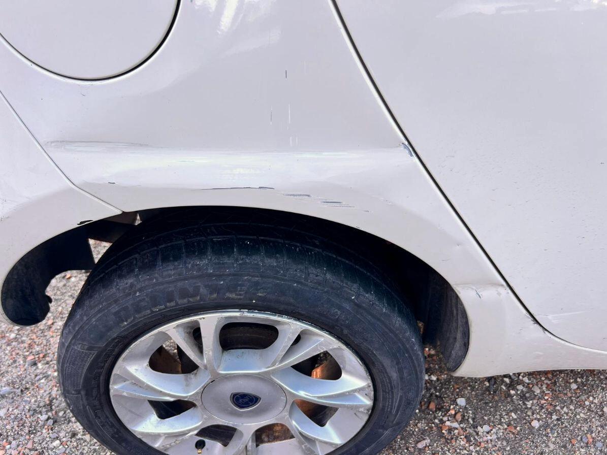 Lancia Ypsilon 0.9 TwinAir 85 CV 5 porte Metano Ecochic Gold