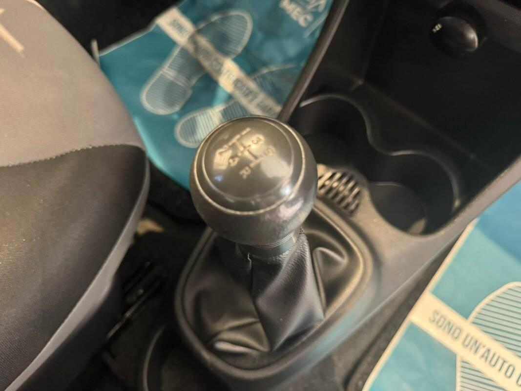 Peugeot 107 2012 1.0 12v Active 5p