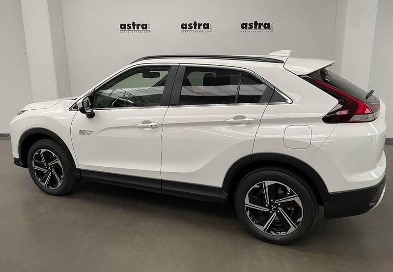 Mitsubishi Eclipse Cross 2.4 MIVEC 4WD PHEV Instyle SDA