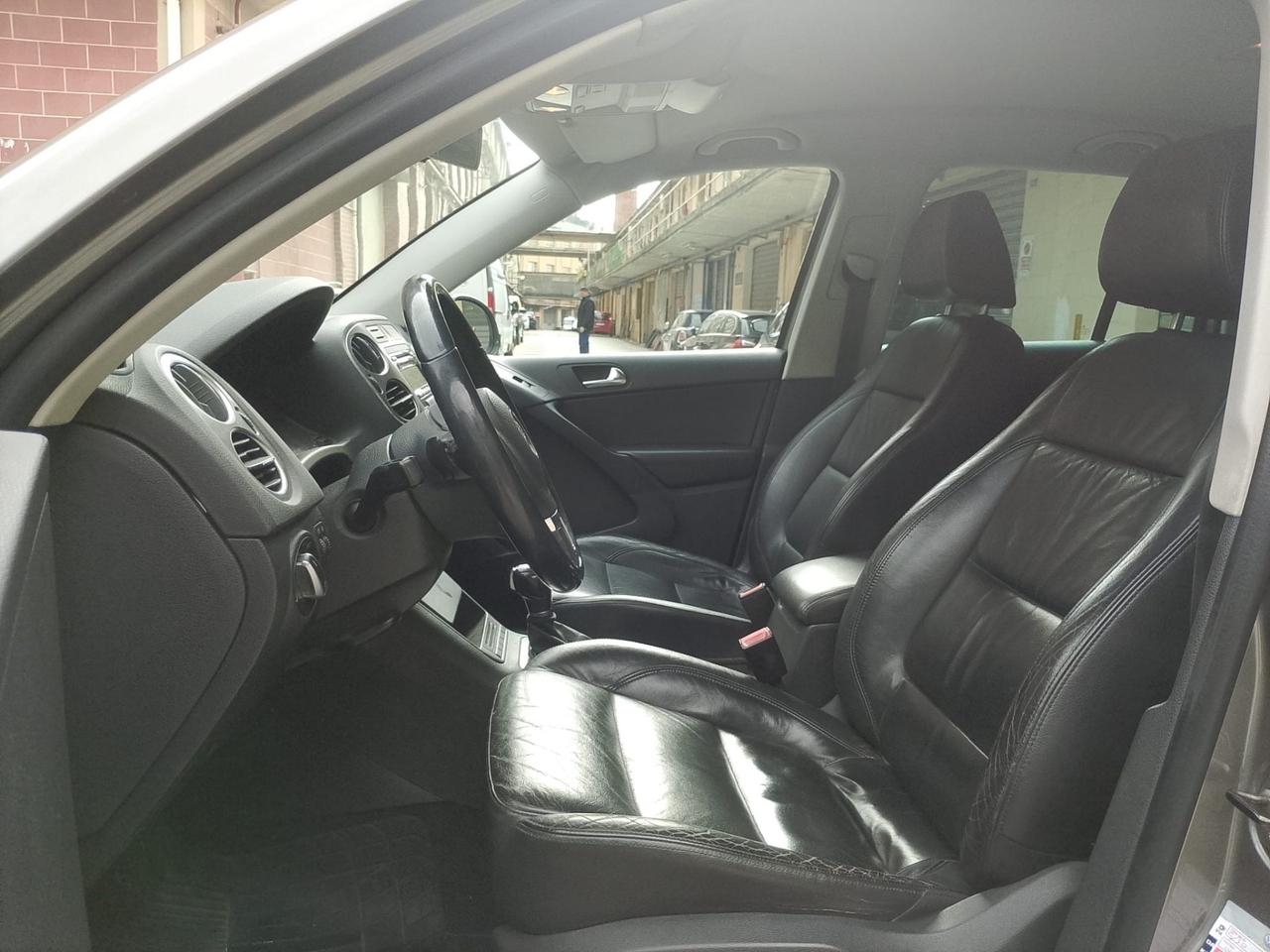 Volkswagen Tiguan 2.0 TDI 4MOTION DSG Sport&Style 2010