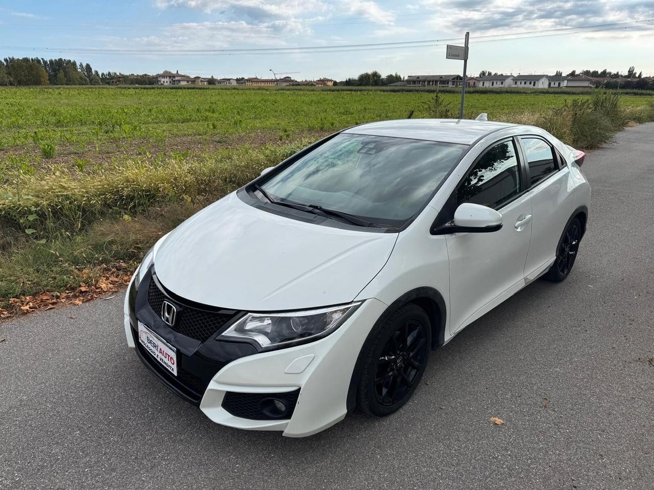 Honda Civic adatta neopatentati