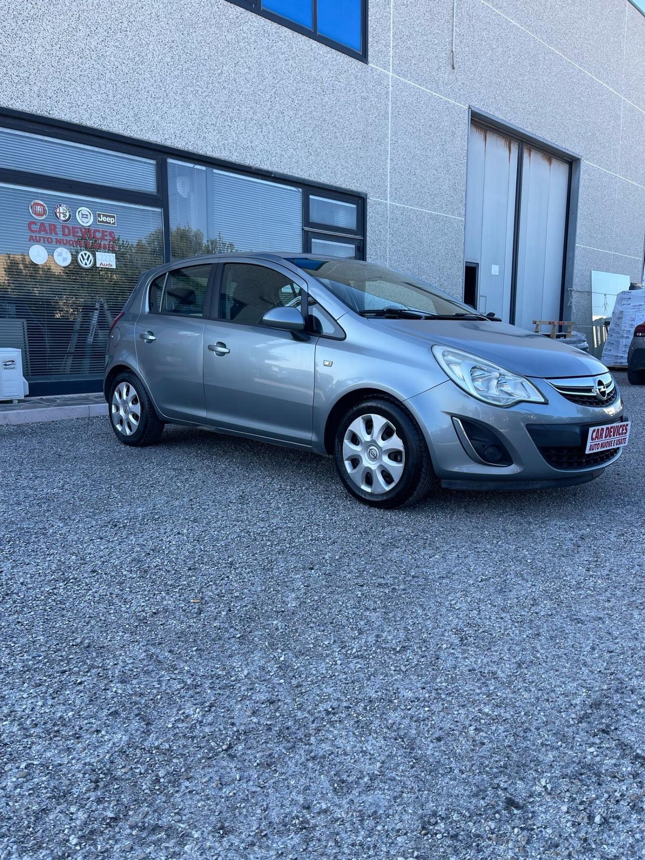 Opel Corsa 1.2 - GPL- NEOPATENTATI