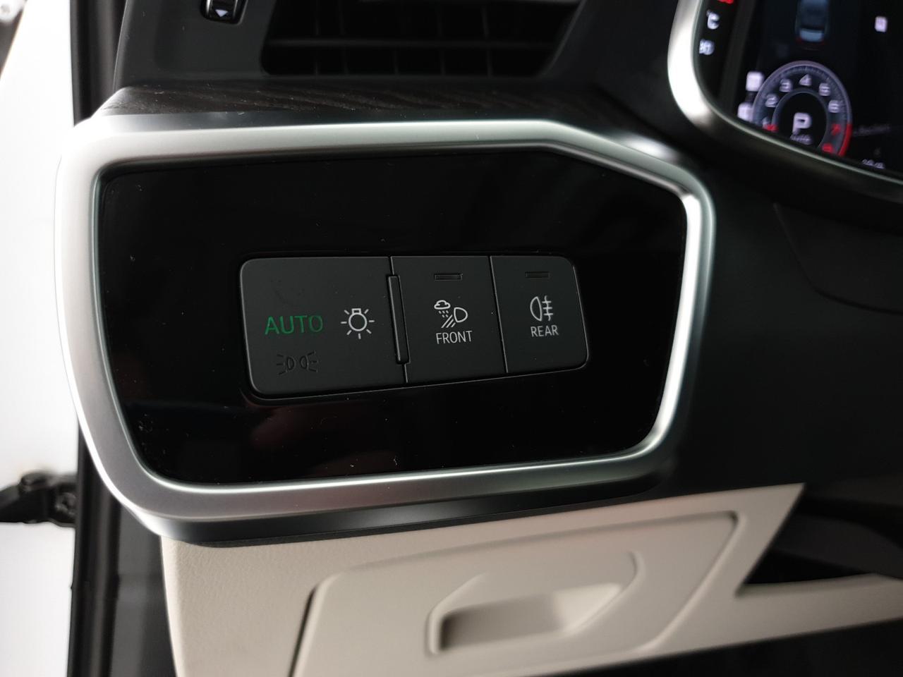 40TDI 204CV S tronic Business Design