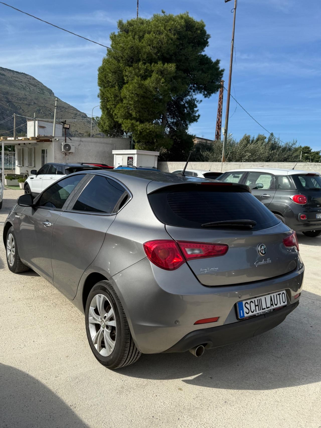 Alfa Romeo Giulietta 1.6 JTDm-2 105 CV Exclusive