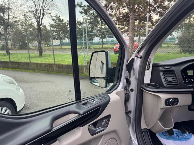FORD Tourneo Custom 320 2.0 EcoBlue PL Titanium 9 POSTI
