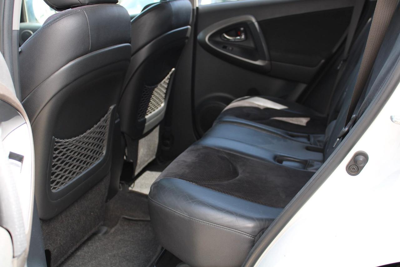 Toyota RAV 4 RAV4 2.2 D-4D 150 CV DPF Luxury