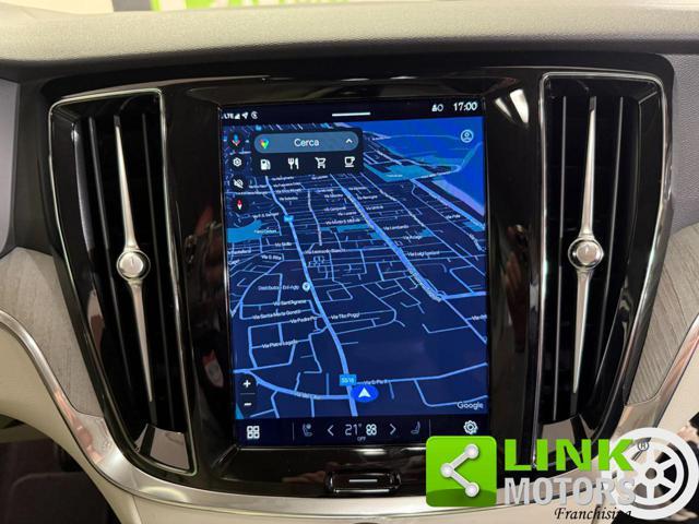 VOLVO V60 B4 (d) aut Ultimate Dark IVA ESP. GARANZIA 24