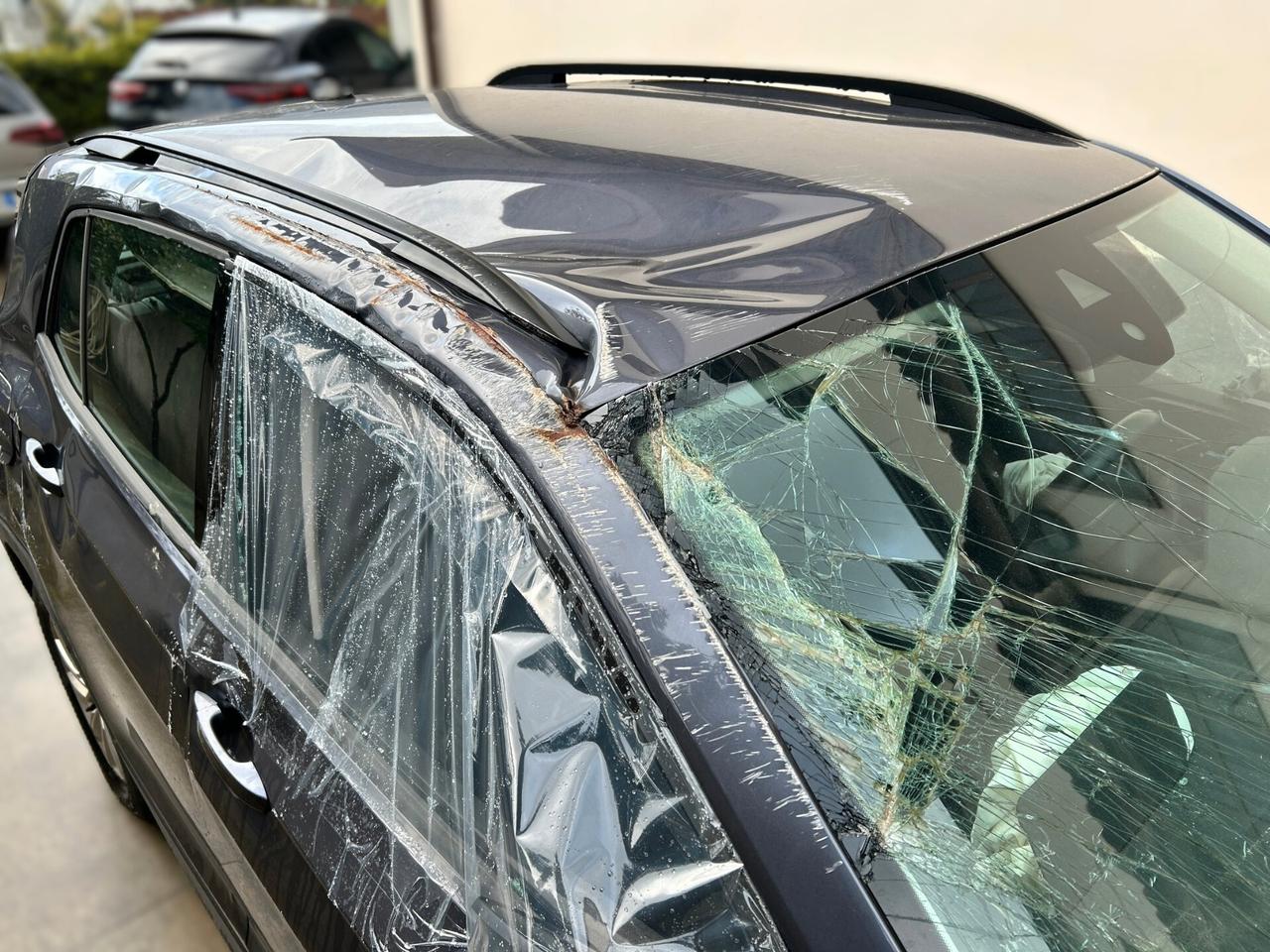 VW T-Cross 1.0 TSI 110CV DSG - 2024 - Incidentata