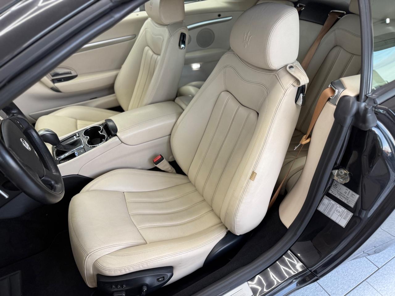 Maserati GranCabrio 4.7 V8