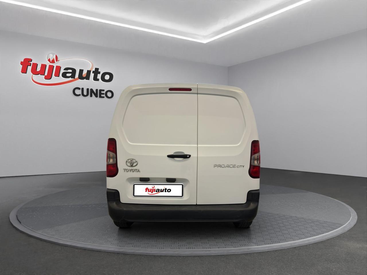 Toyota Proace City 1.5D 100cv S&S L1 S Ground