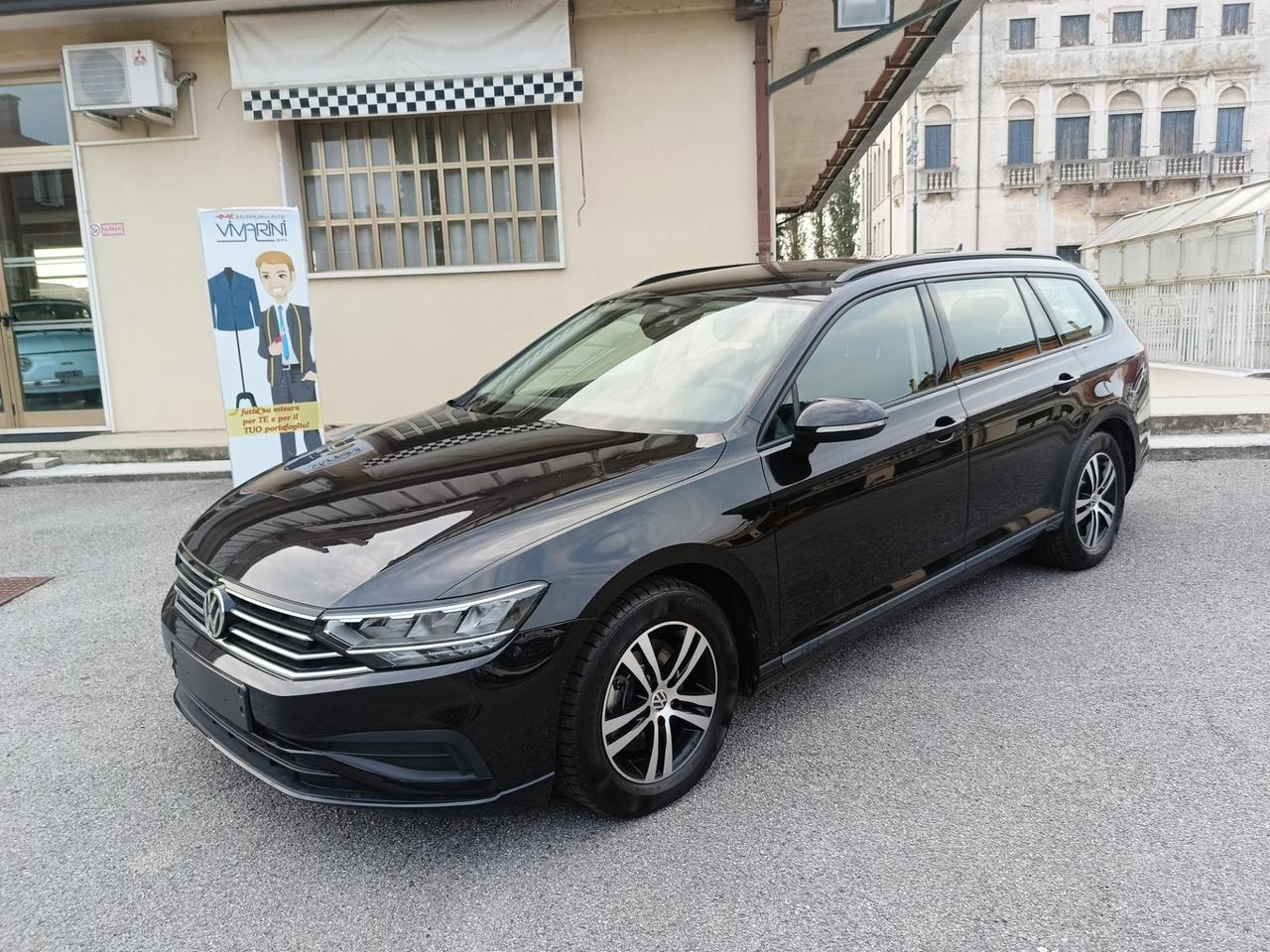 Volkswagen Passat Variant 1.6 TDI SCR DSG Business BMT
