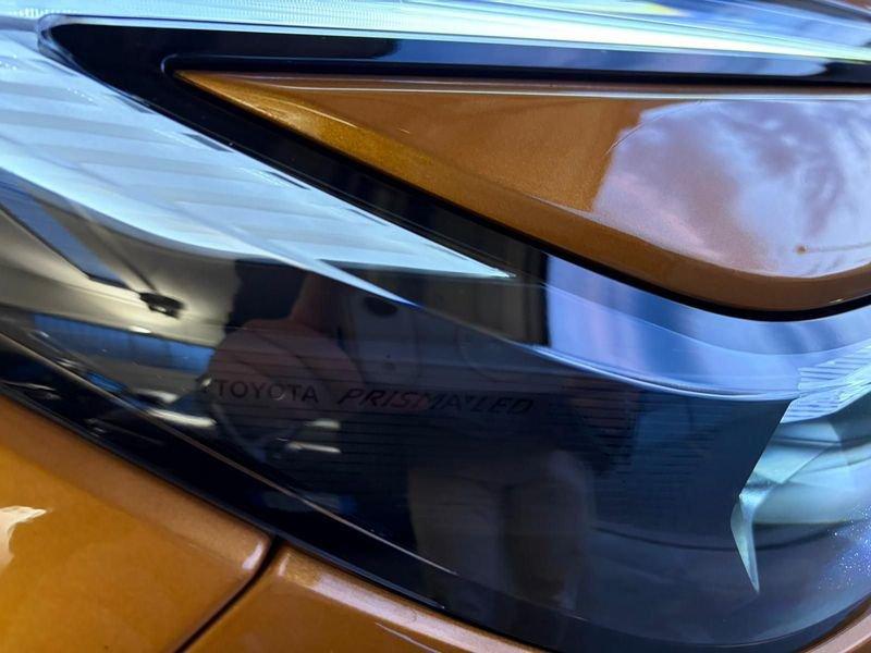 Toyota C-HR 2.0 HV E-CVT Lounge Premiere