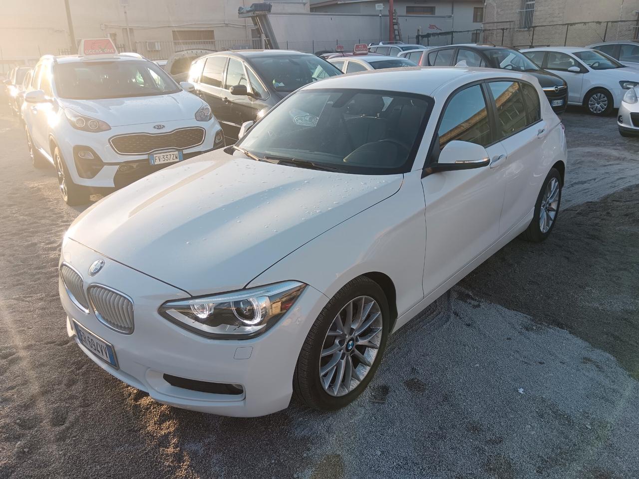 Bmw 116 116d 5p. Urban