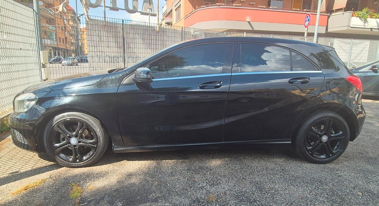 Mercedes-benz A 180 A 180 CDI BlueEFFICIENCY Automatic Sport