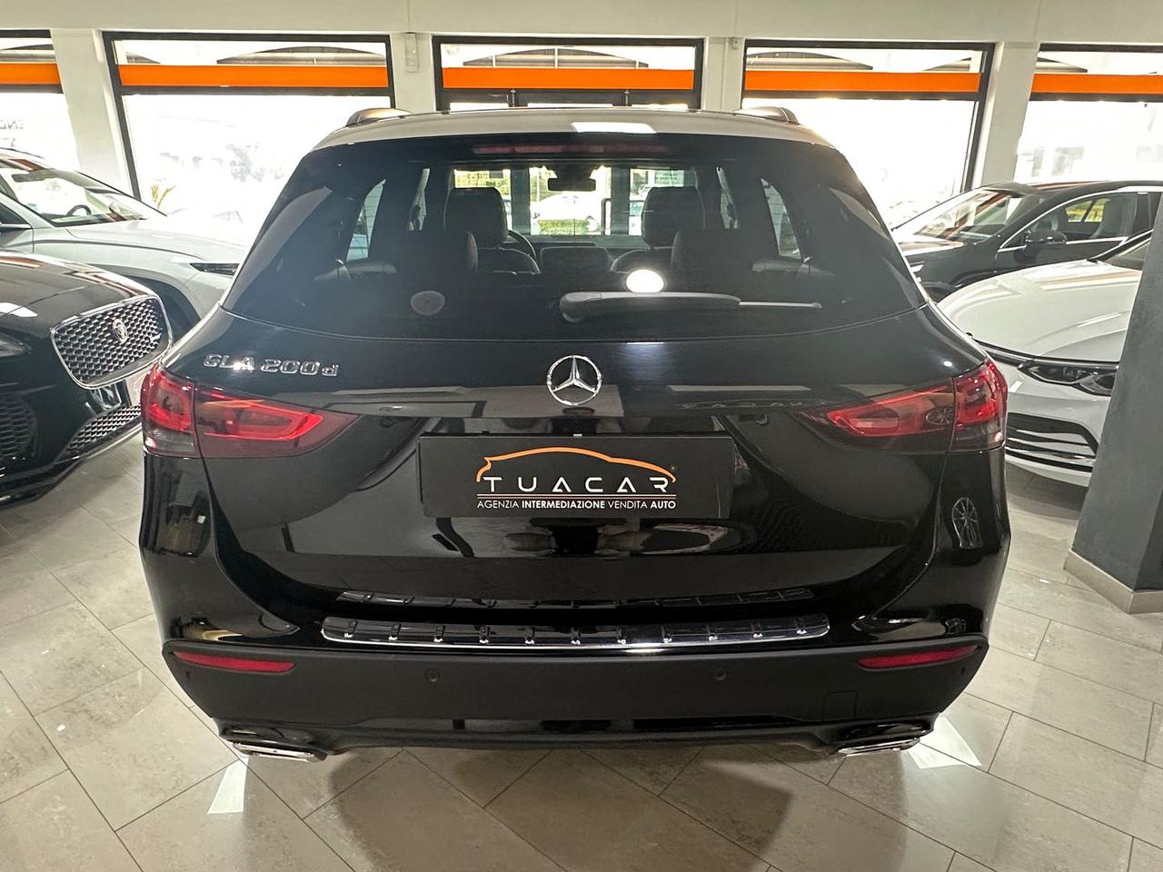 Mercedes-Benz GLA 200 Sport Plus GLA 200 D #9494