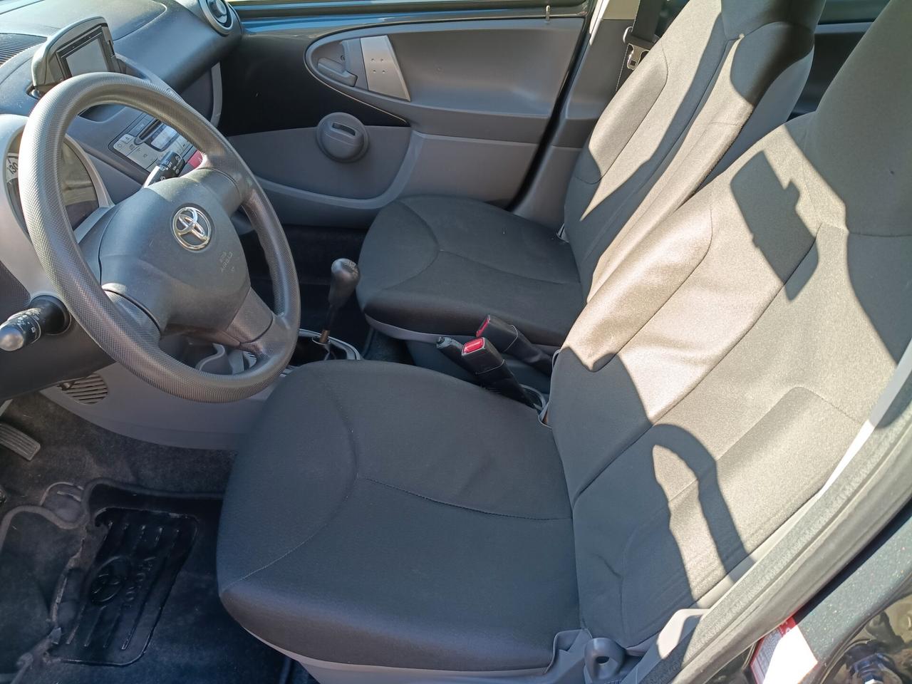 Toyota Aygo 1.0 12V VVT-i 5 porte Active