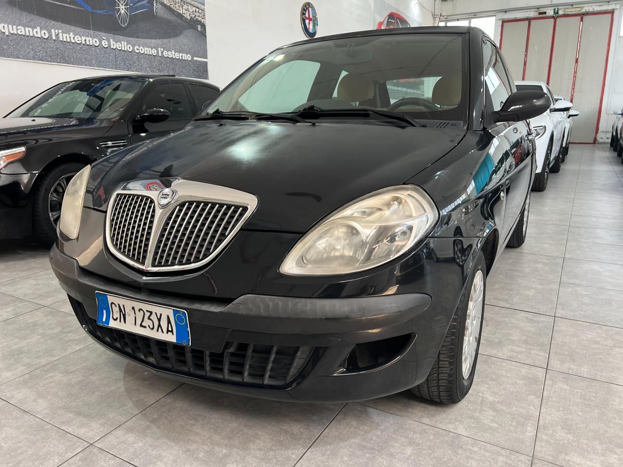 Lancia Ypsilon 1.2 80 CV - PLATINO - 2005