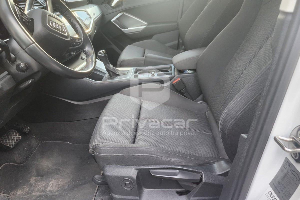 AUDI Q3 35 TDI S tronic