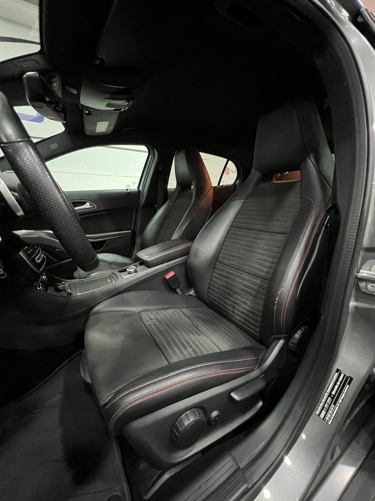 Mercedes Benz GLA 200d Aut. Premium AMG 136 cv