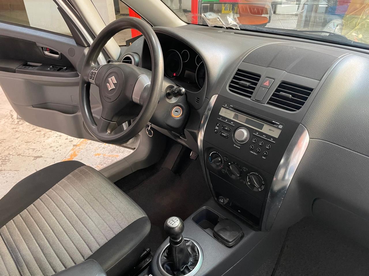 Suzuki SX4 1.5 16V PER NEO-PATENTATI!!!