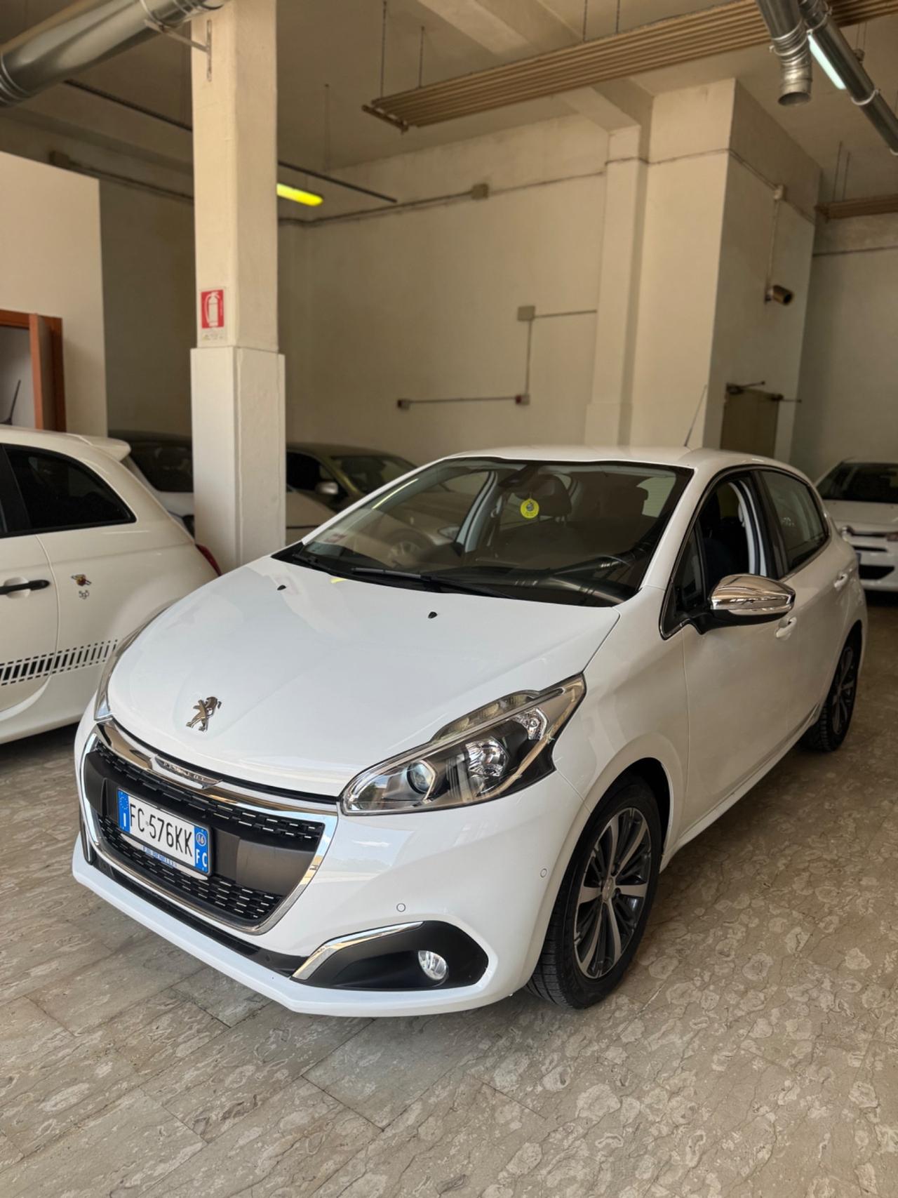 Peugeot 208 PureTech Turbo 110 S&S 5 porte Allure