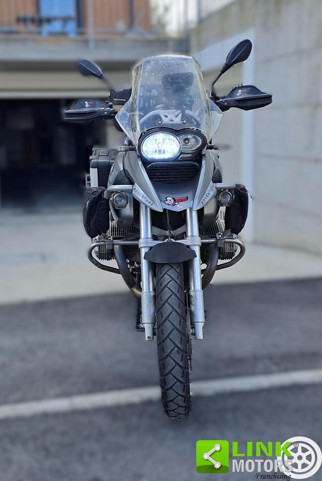 BMW R 1200 GS .