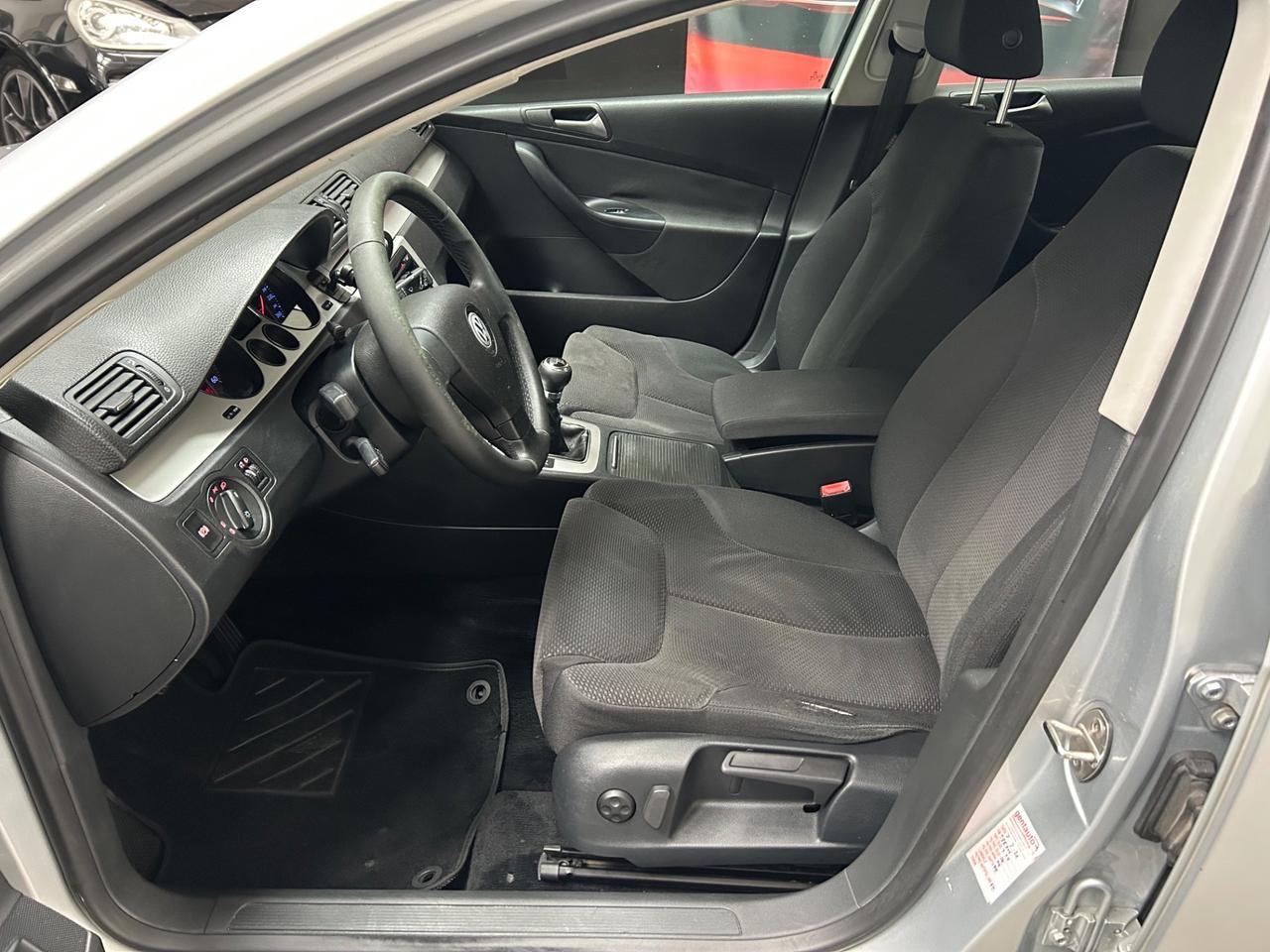 Volkswagen Passat 2.0 TDI 140cv DPF Highline