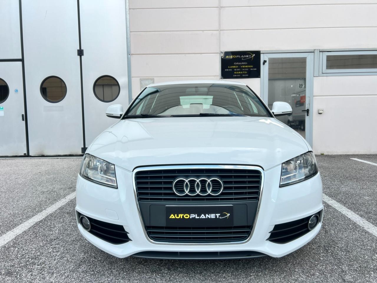Audi A3 SPB 1.6 TDI 105 CV S-LINE Doppio