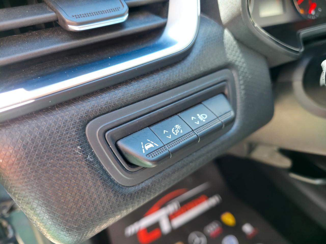Renault Clio TCe 90 CV 5 porte