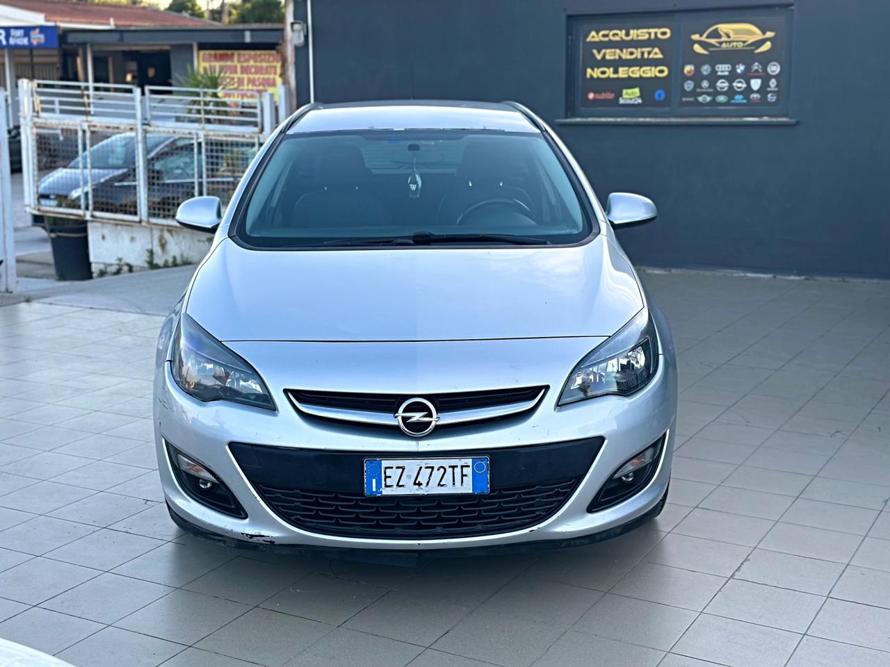 Opel Astra 1.4 Turbo 140CV Sports Tourer GPL Tech Elective
