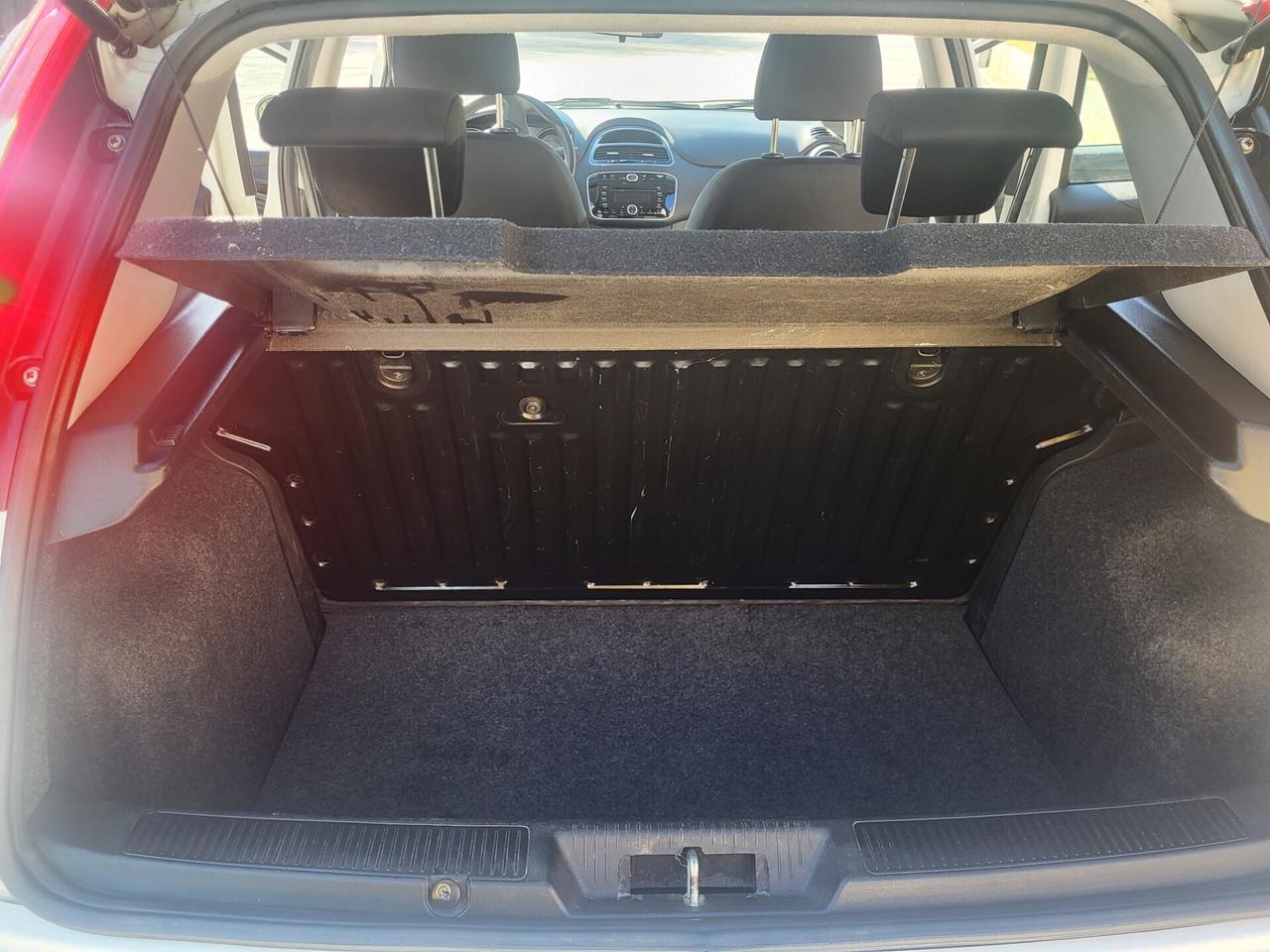 FIAT PUNTO EVO 1,3 Mjet-UNICO PROPR-4 REVISIONI