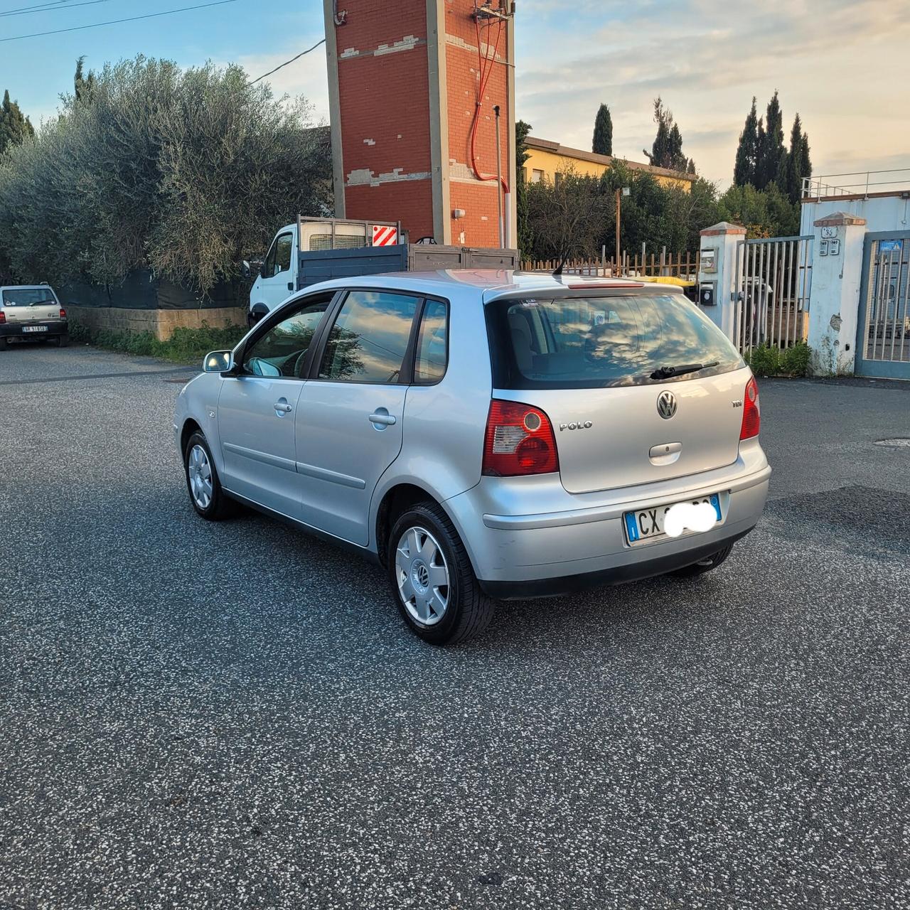 Volkswagen Polo 1.4/80CV TDI 5p. Sportline