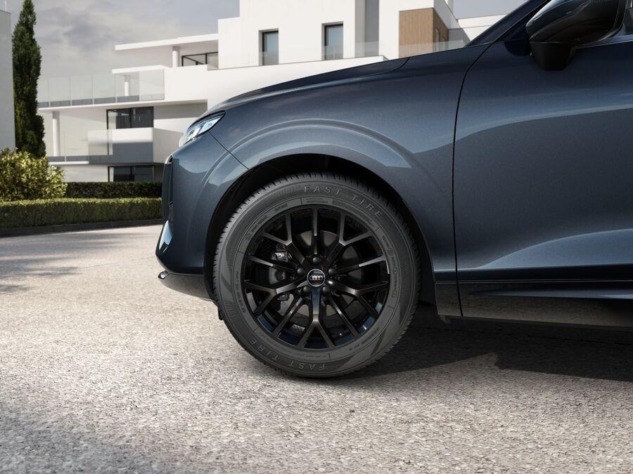 AUDI Audi Q3 SUV Business Advanced TFSI 110 kW S tronic