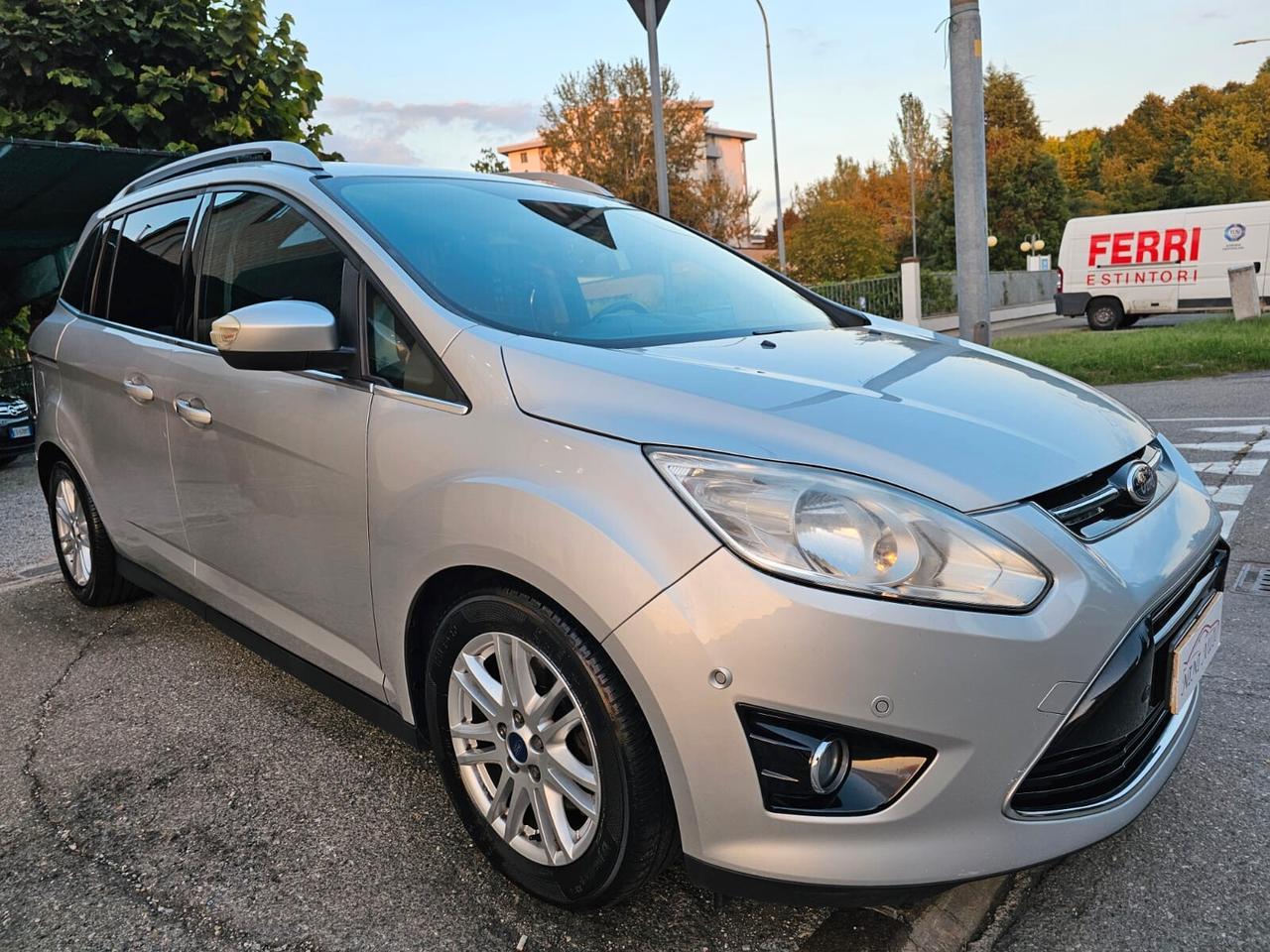 Ford Grand C-Max 1.6 TDCi 115cv Titanium*7Posti*Navi*Pdc*Unipro