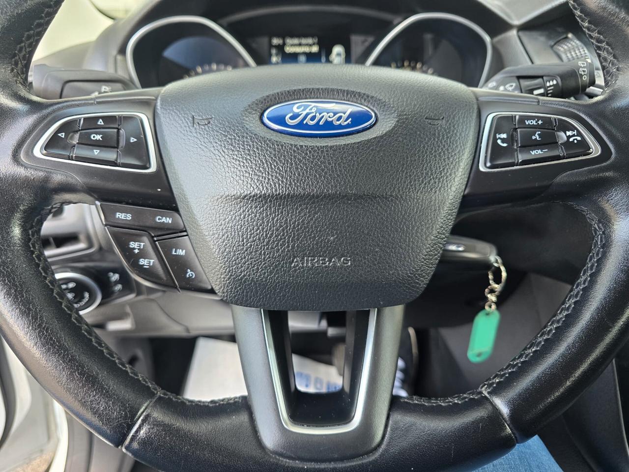 Ford Focus 1.5 TDCi 120 CV SW Titanium AUTOCARRO 4 POSTI
