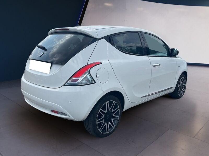 Lancia Ypsilon III 2015 1.2 Platinum s&s 69cv my19