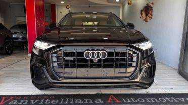 Audi Q8 55 TFSI quattro tiptronic Sport